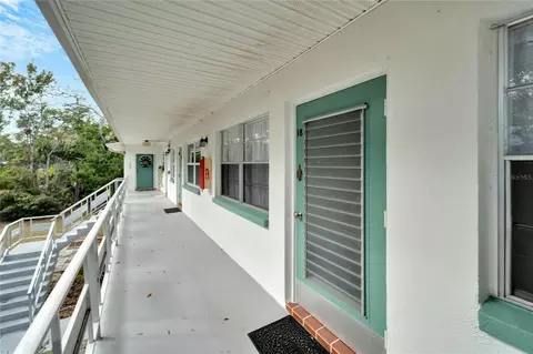 5850 21st St N #18, Saint Petersburg, FL 33714
