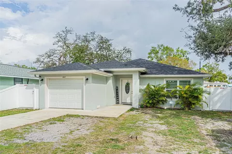 822 E Mcewen Ave, Tampa, FL 33612