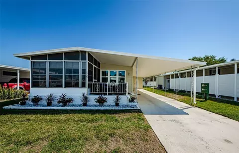 271 Northgate Dr, Tarpon Springs, FL 34689