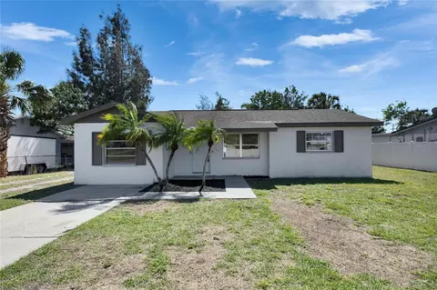 564 Florida Cir S, Apollo Beach, FL 33572