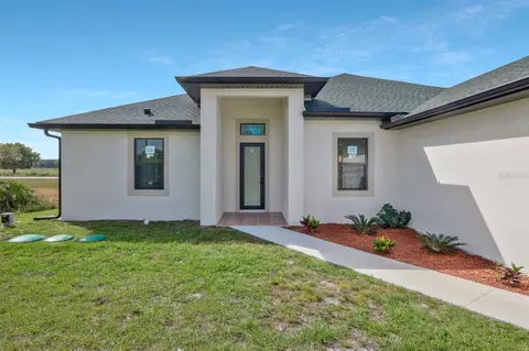 5027 E Hummingbird Dr, Labelle, FL 33935