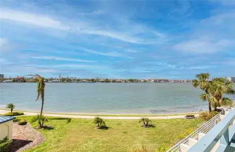 7974 Sailboat Key Blvd S #204, South Pasadena, FL 33707