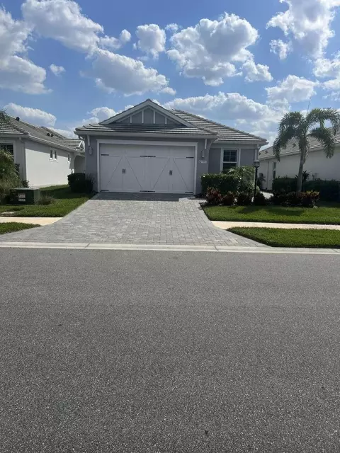953 Crosswind Ave, Sarasota, FL 34240