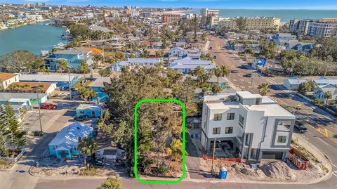 109 125th Ave, Treasure Island, FL 33706