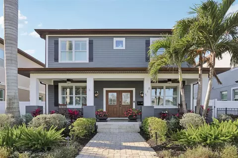 518 33rd Ave N, Saint Petersburg, FL 33704