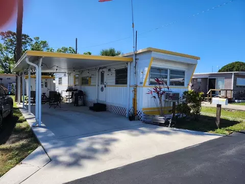 12674 Seminole Blvd #C30, Largo, FL 33778