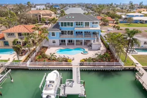 440 Capri Blvd, Treasure Island, FL 33706