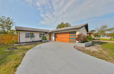 6958 68th Ave N, Pinellas Park, FL 33781