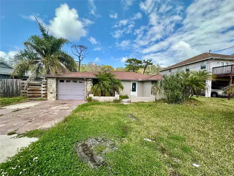 8537 Horizon Ln, Hudson, FL 34667