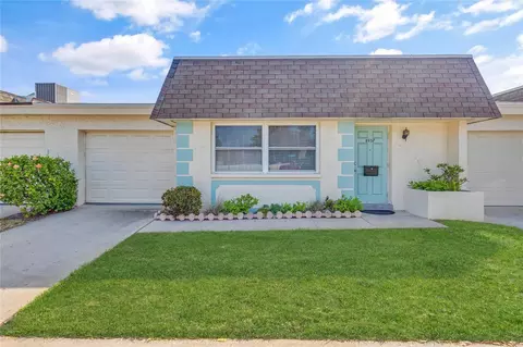 8457 Deauville #8457, Pinellas Park, FL 33781