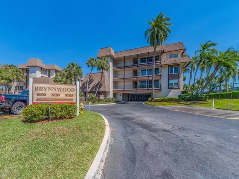 3021 Countryside Blvd #23A, Clearwater, FL 33761