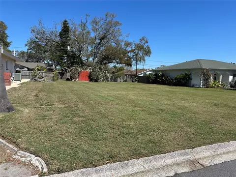 11357 117th Ave N, Largo, FL 33778