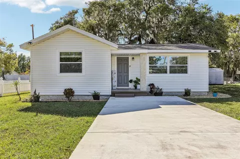 1009 Center St, Plant City, FL 33563