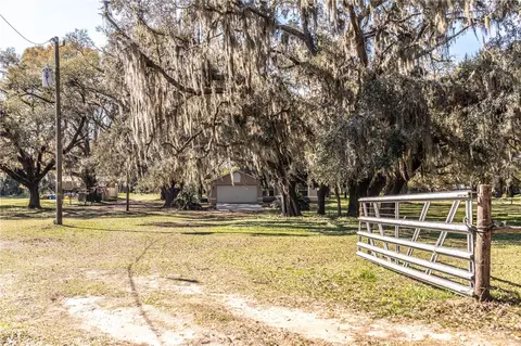 26348 Crooked Tree Ln, Brooksville, FL 34602