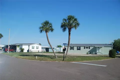 102 Saint Martins Way, Apollo Beach, FL 33572