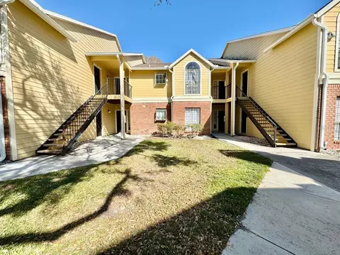 8742 Mallard Reserve Dr #101, Tampa, FL 33614