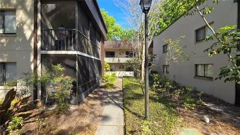 11711 Raintree Village Blvd #C, Temple Terrace, FL 33617