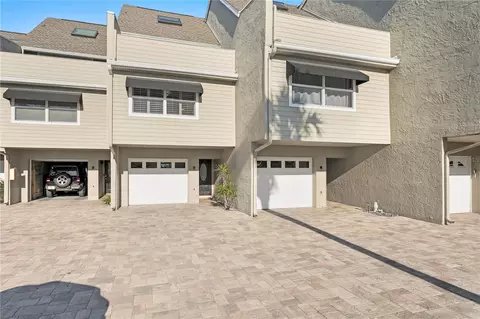 360 8th Ave N #3, Tierra Verde, FL 33715
