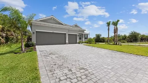 15547 Stuart Cir, Port Charlotte, FL 33981