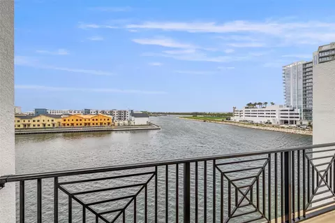 5351 Bridge St #36, Tampa, FL 33611