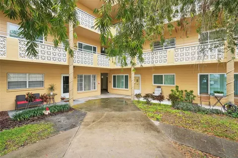 2467 Finlandia Ln #43, Clearwater, FL 33763