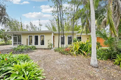 3663 Egerton Cir, Sarasota, FL 34233