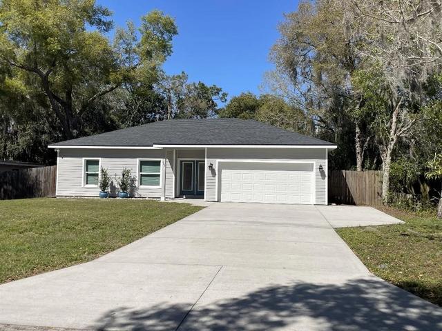 261 E 5th St, Chuluota, FL 32766