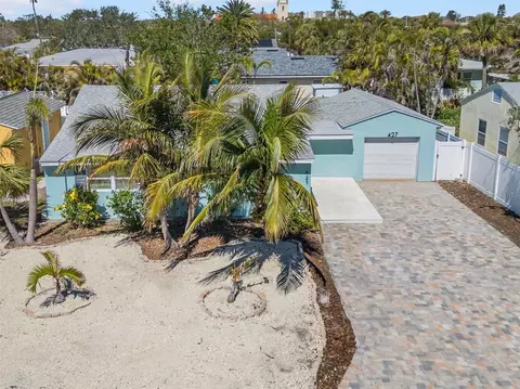 427 79th Ave, Saint Pete Beach, FL 33706
