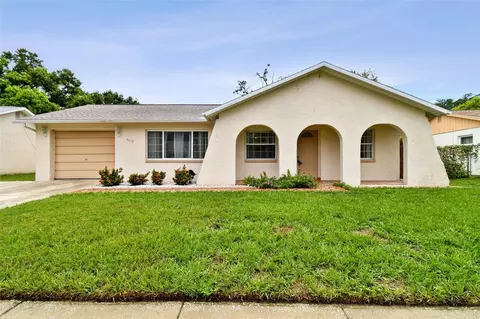 4415 Black Fox Dr, New Port Richey, FL 34653