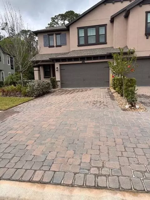 5070 San Martino Dr, Wesley Chapel, FL 33543