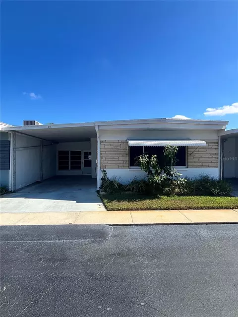 250 NW Rosery Rd #314, Largo, FL 33770