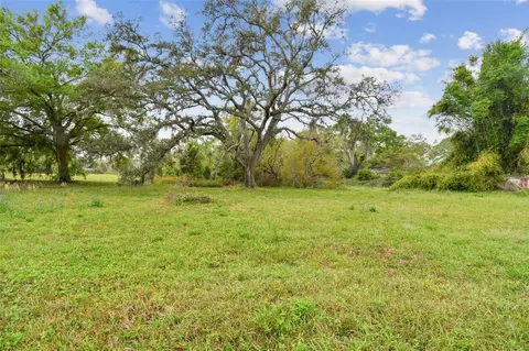 S Taylor Road, Seffner, FL 33584 photo 4