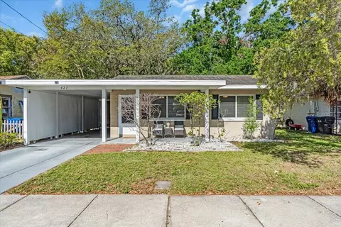 427 5th St NW, Largo, FL 33770