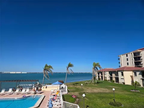 6177 Sun Blvd #215, Saint Petersburg, FL 33715