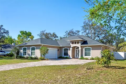 3688 Hurlbut Cir, Lake Wales, FL 33898