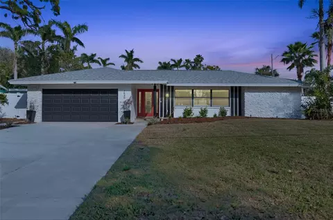 7040 Dr Martin Luther King Jr St S, Saint Petersburg, FL 33705