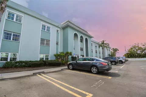 1706 Belleair Forest Dr #314, Belleair, FL 33756