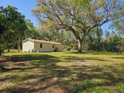 36816 Indian Lake Cemetery Rd, Dade City, FL 33523