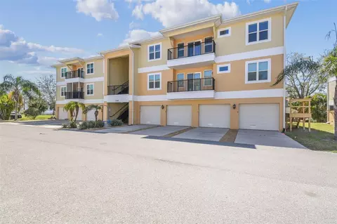 5088 Royal Palms Way #304, New Port Richey, FL 34652