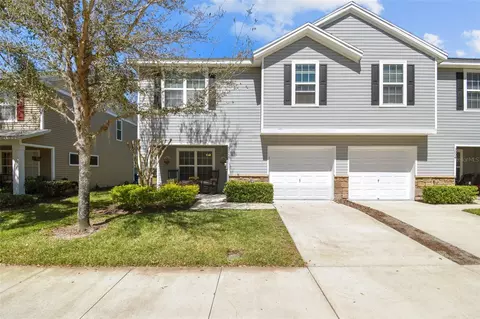 3002 Mojave Oak Dr, Valrico, FL 33594