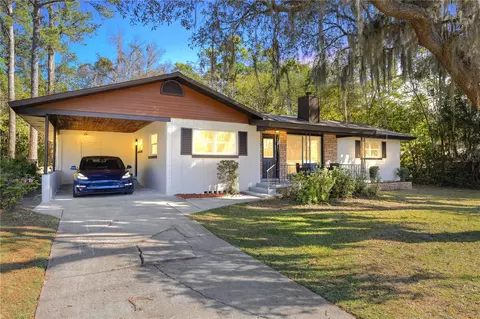1607 NE 10th St, Ocala, FL 34470