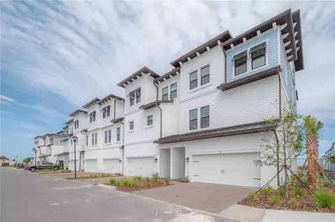 5351 Bridge St #99, Tampa, FL 33611