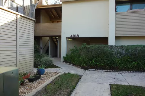 4108 Pinelake Ln #102, Tampa, FL 33618