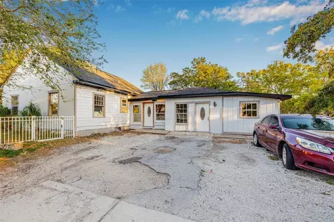 1339 13th St W, Bradenton, FL 34205