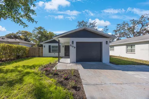 509 13th Ave NW, Largo, FL 33770