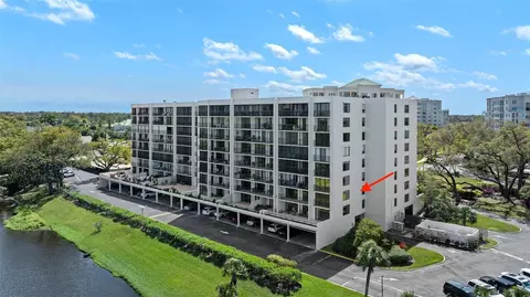 220 Belleview Blvd #209, Belleair, FL 33756