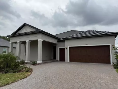 31624 Cardinal Yard Dr, San Antonio, FL 33576