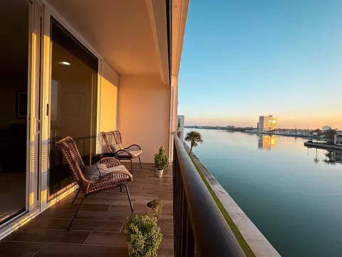 7625 Sun Island Dr S #407, South Pasadena, FL 33707