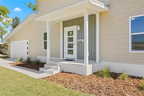 3860 Whiting Dr SE, Saint Petersburg, FL 33705