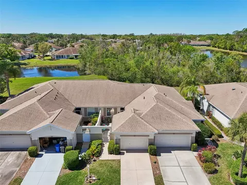 767 Tremont Greens Ln #64, Sun City Center, FL 33573
